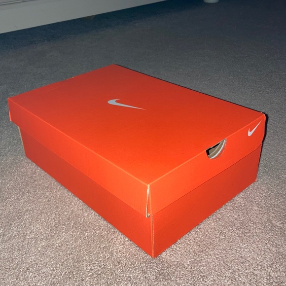 NIKE BOX